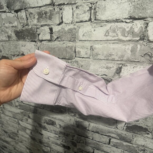 EUC J. Crew Men's  Button Down Long Sleeve Shirt Striped Size Medium - Picture 5 of 15